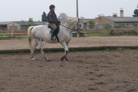 FranziskaTrojak07A003